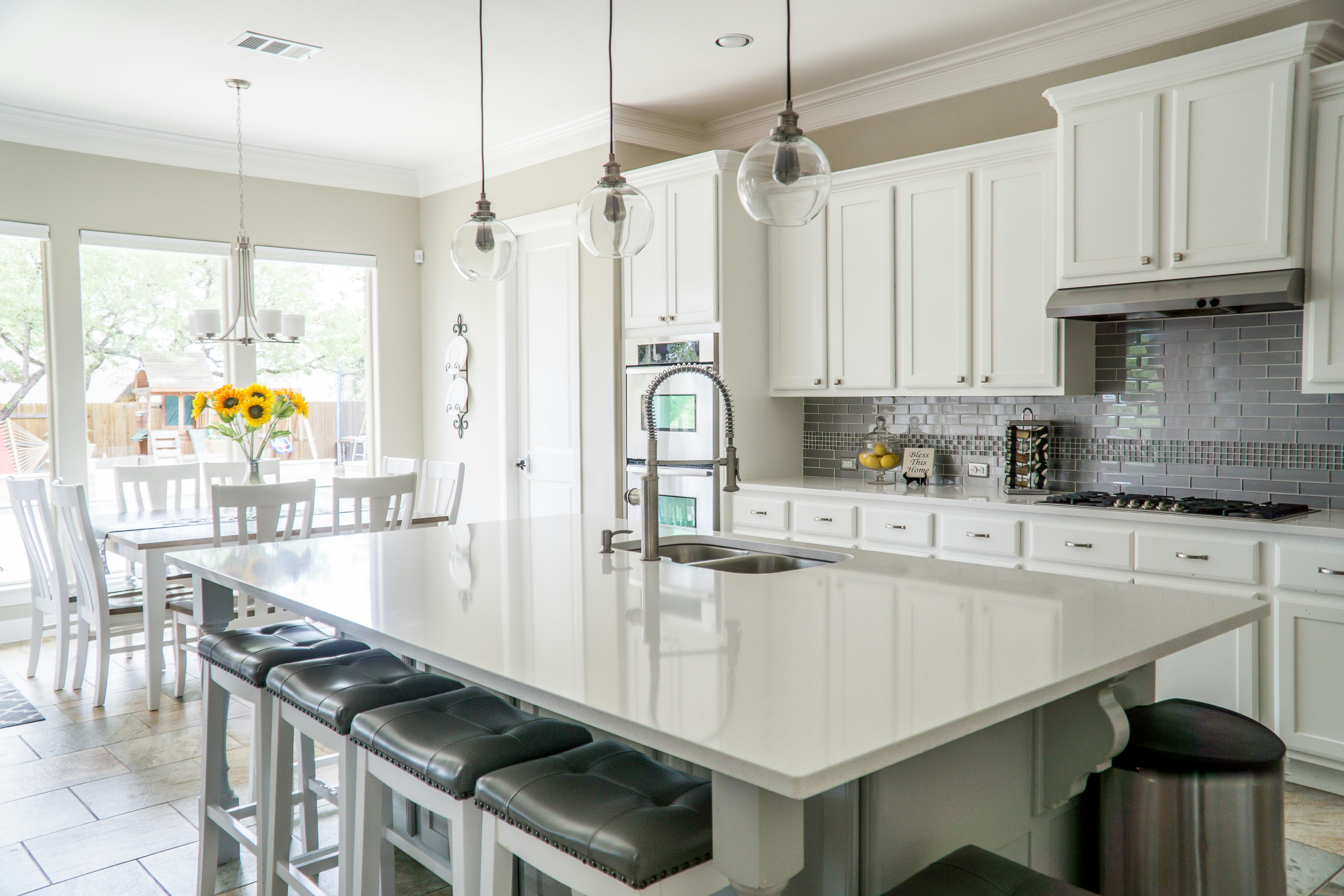 Custom shaker kitchen cabinets Toronto with soft-close hinges quartz countertops and under-cabinet lighting